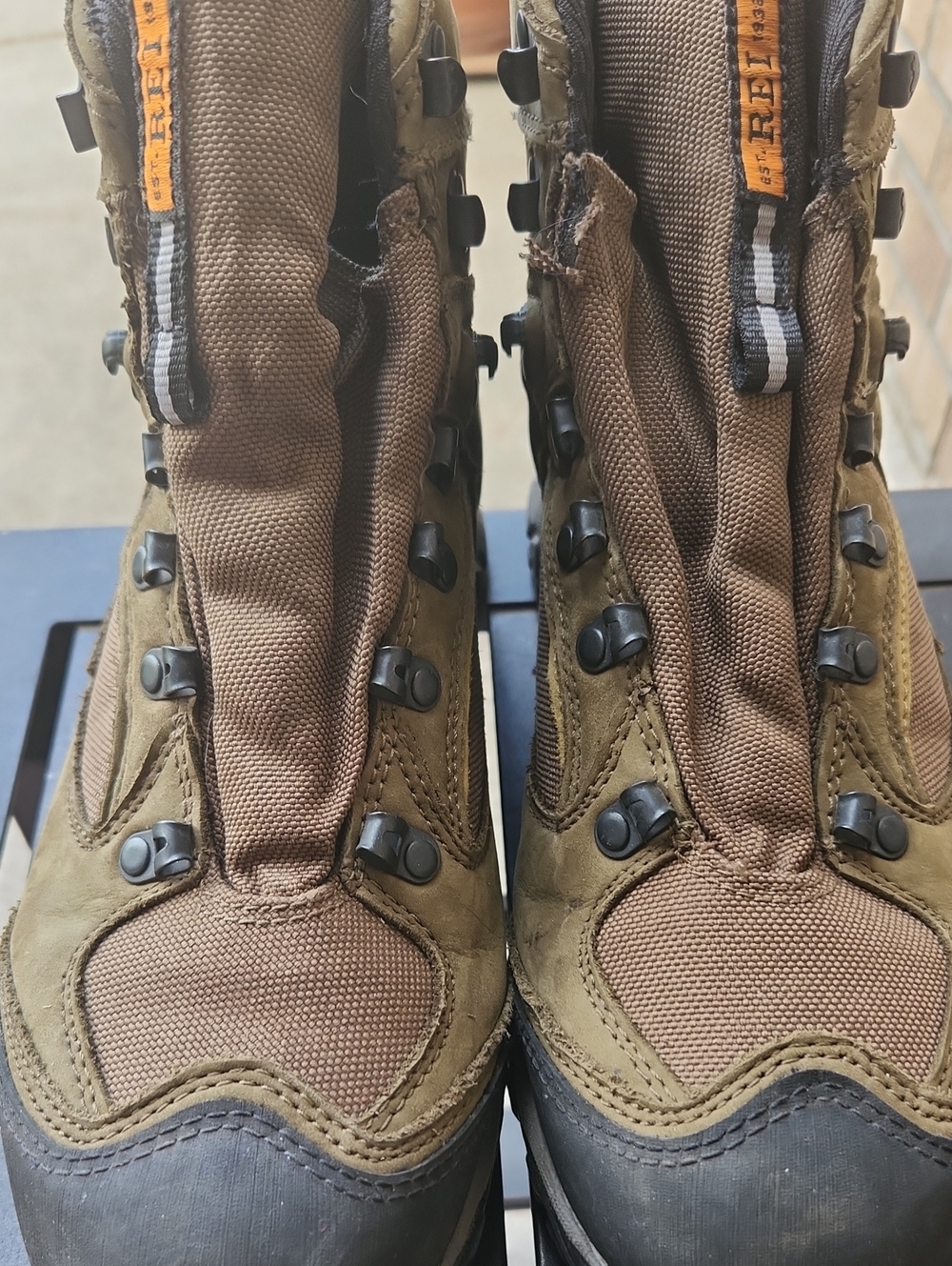 REI Brown Mens Hiking Boots with Black Hardware